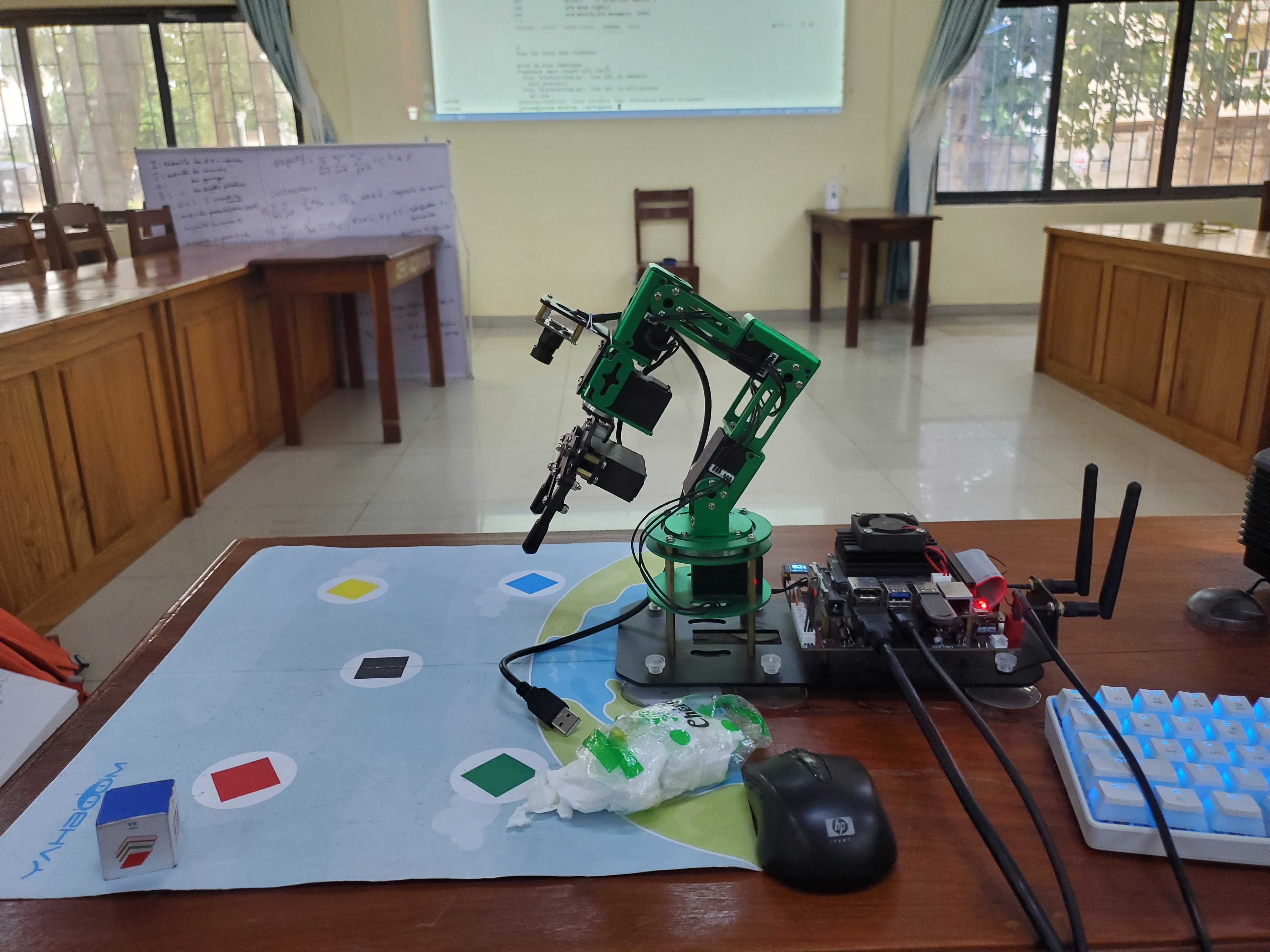Tekbot robotic arm